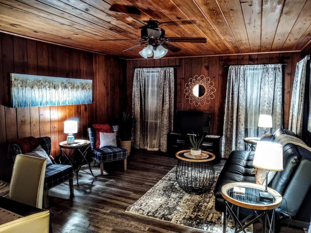 هوت سبرنغز Edgewater Resort Cottage #1 المظهر الخارجي الصورة