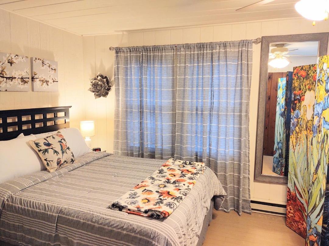 هوت سبرنغز Edgewater Resort Cottage #1 المظهر الخارجي الصورة