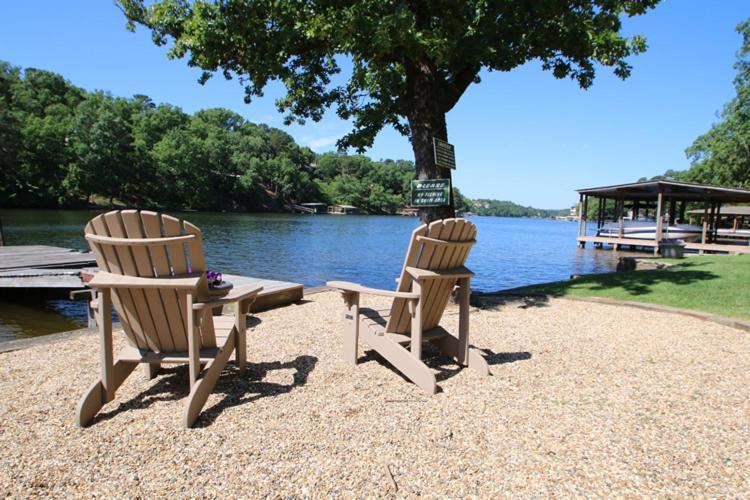 هوت سبرنغز Edgewater Resort Cottage #1 المظهر الخارجي الصورة